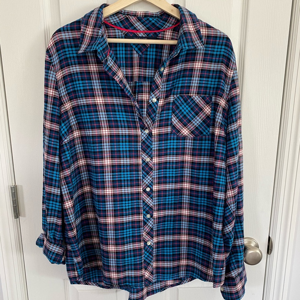 Womens Plaid Button Down